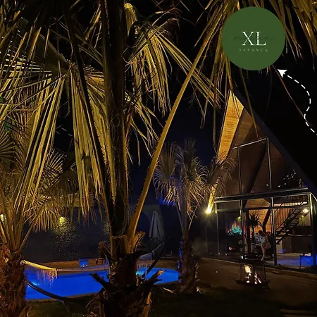 Name Xl Bungalov Lodge