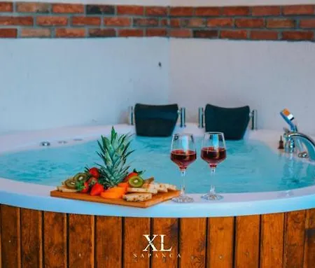 Name Xl Lodge